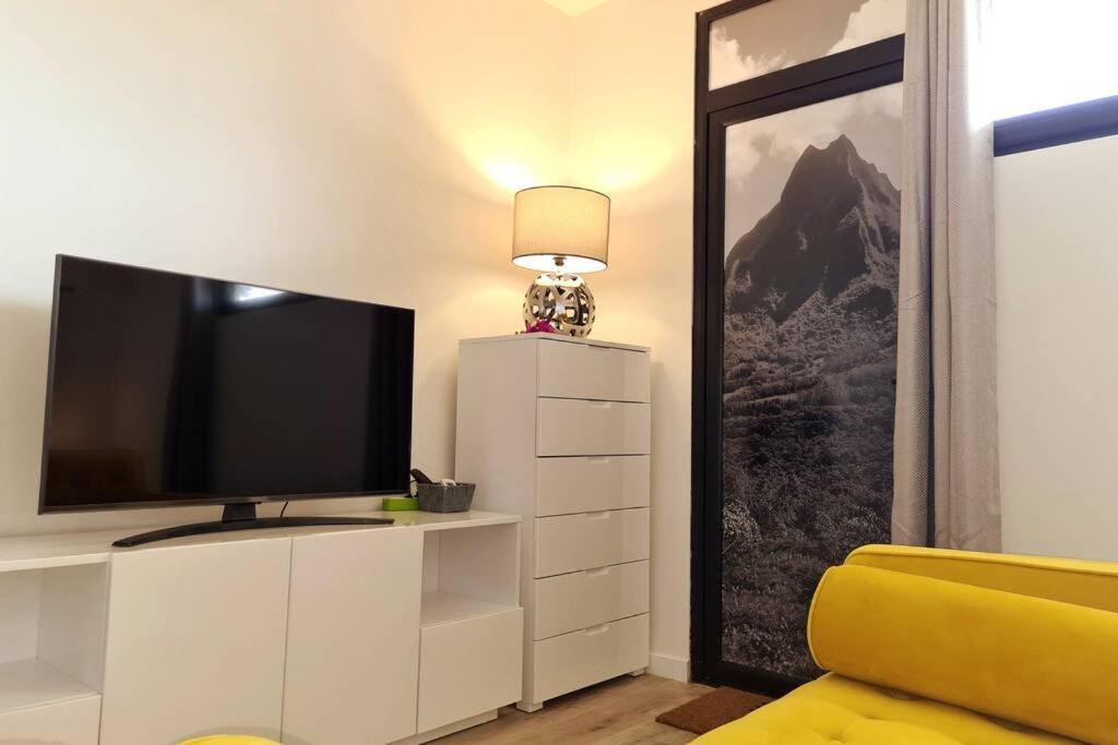 Studio Ninirei Papeete  Luaran gambar