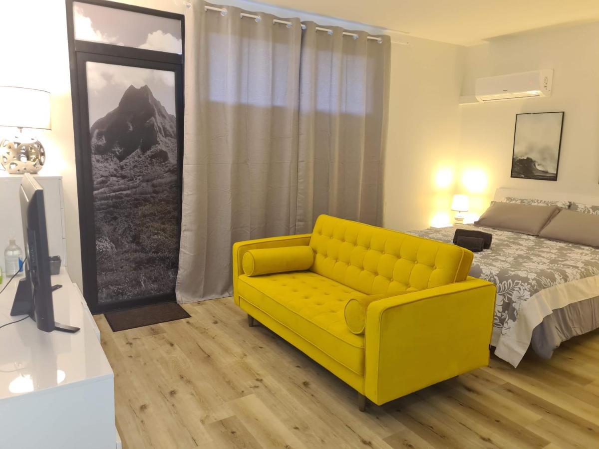 Studio Ninirei Papeete  Luaran gambar